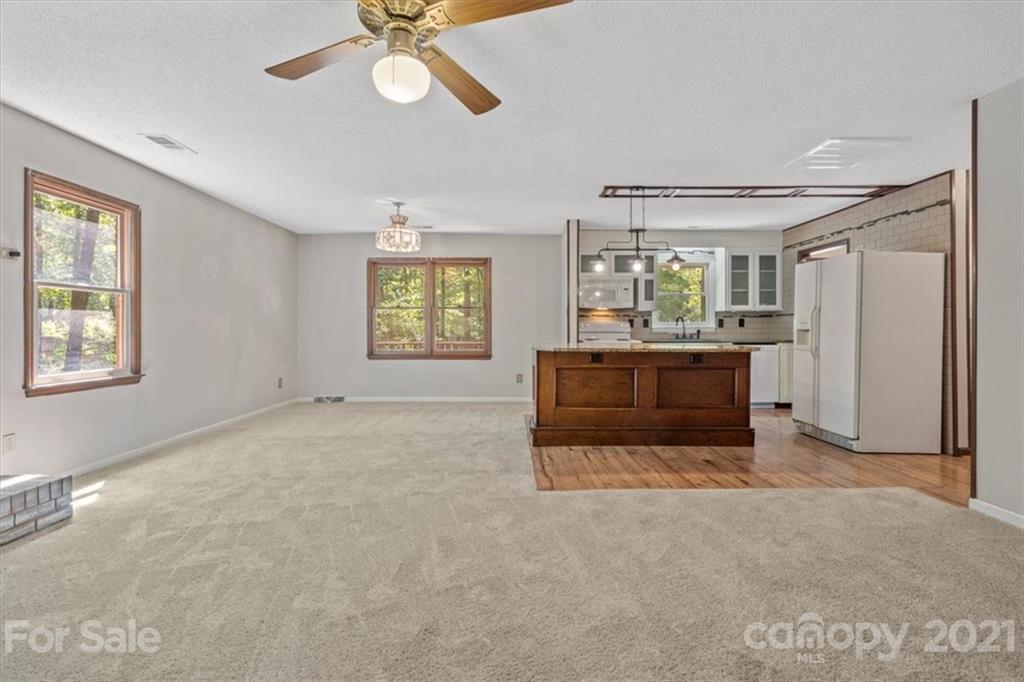 3325 McLendon Road Matthews, NC 28104 - Photo 12 of 35 Gallery Image 12