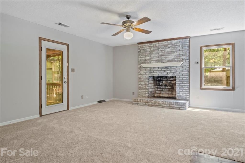 3325 McLendon Road Matthews, NC 28104 - Photo 10 of 35 Gallery Image 10