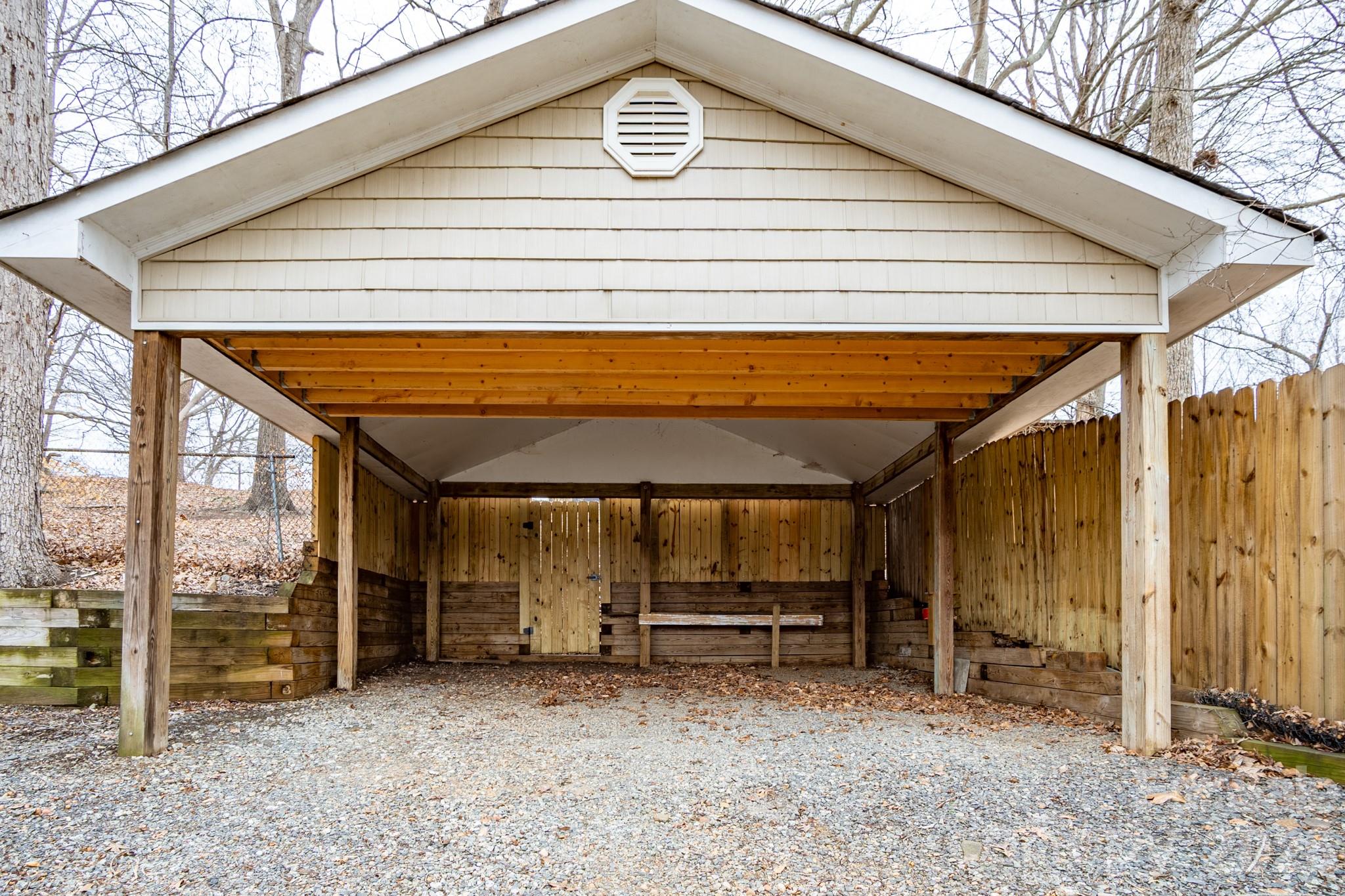 208 Island View Road Mount Holly, NC 28120 - Photo 11 of 37 a view of room with furniture