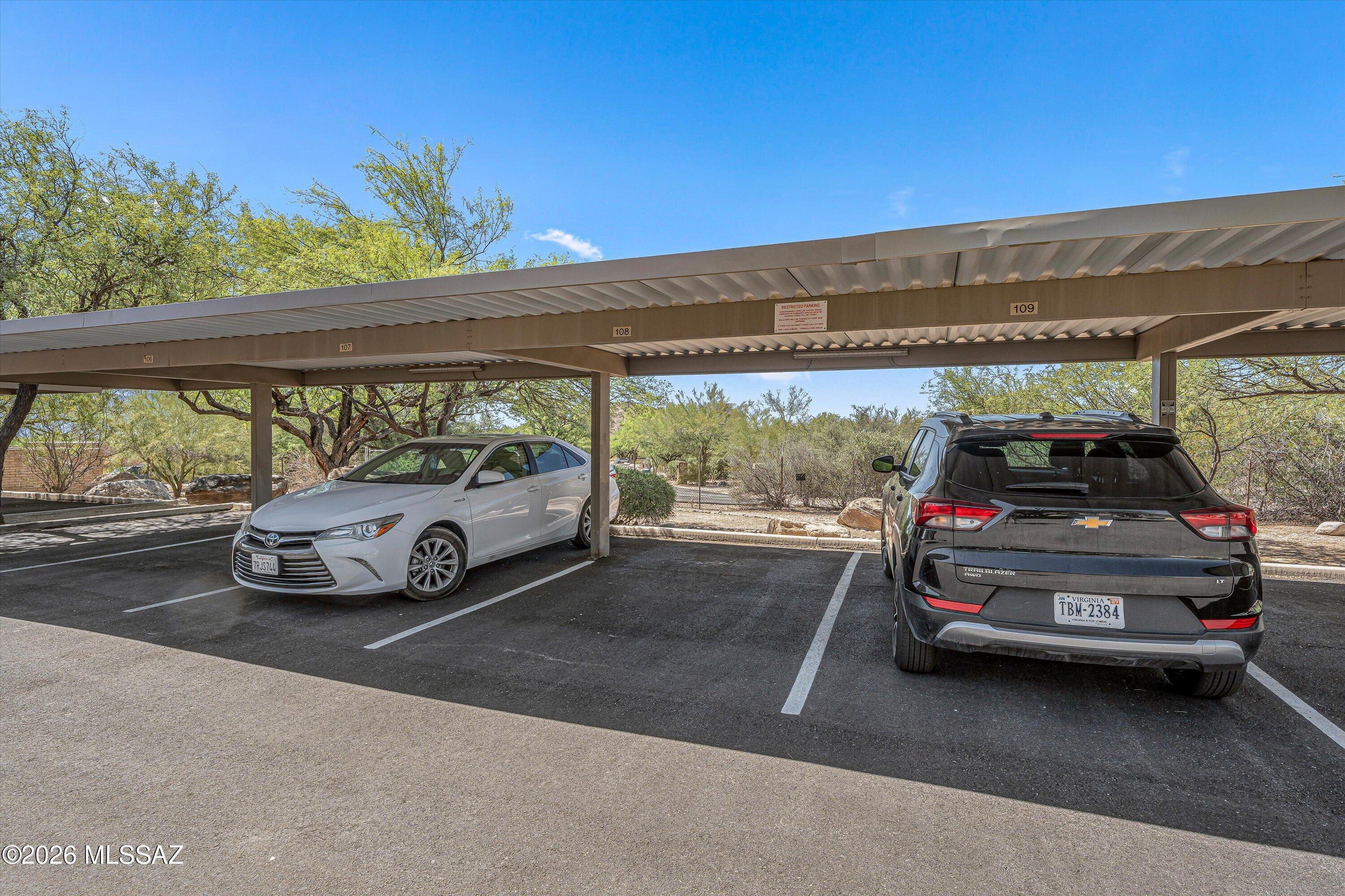 5800 North Kolb Road, Unit 5125 Tucson, AZ 85750 - Photo 26 of 34 a view of car parking