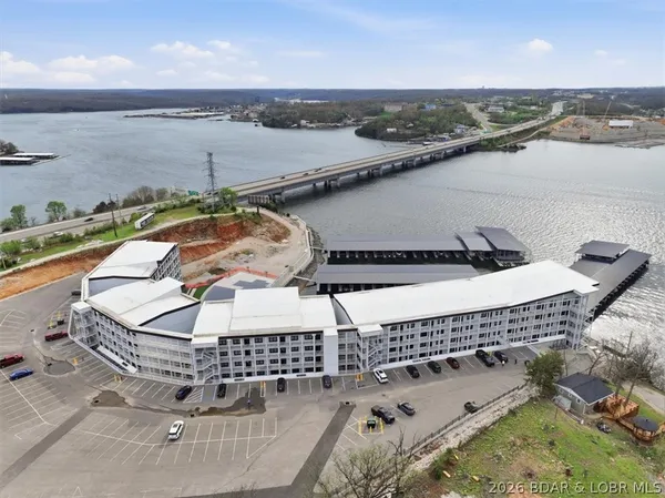 $545,000 | 1065 Topsider Lane, Unit 206, Osage Beach, MO 65065