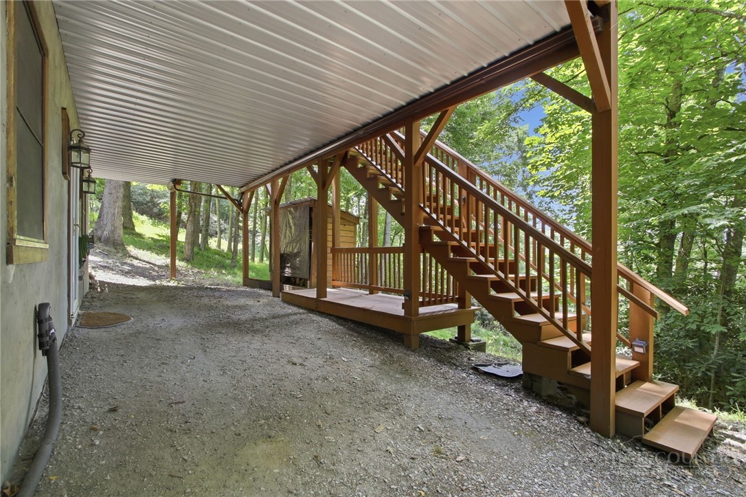 176 Raven View Boone, NC 28607 - Photo 23 of 39