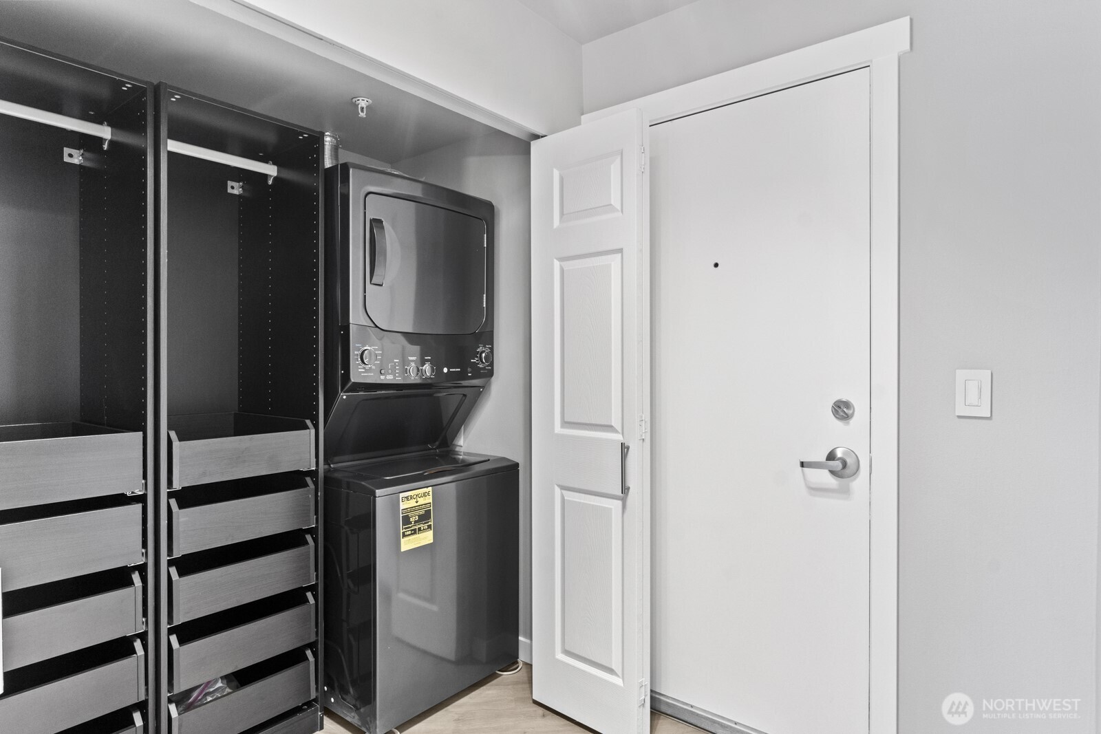 1125 East Olive Street, Unit 212 Seattle, WA 98122 - Photo 17 of 39 a close view of cabinet