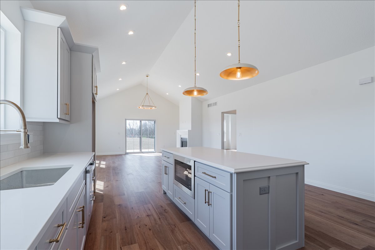 212 Allison Road Lexington, IL 61753 - Photo 11 of 39