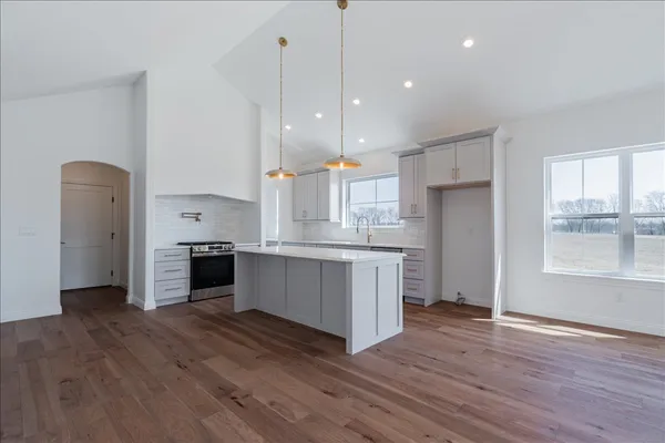 $420,000 | 212 Allison Road, Lexington, IL 61753