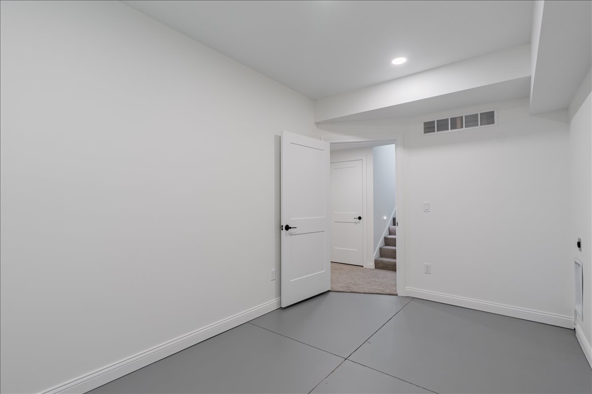 212 Allison Road Lexington, IL 61753 - Photo 39 of 57