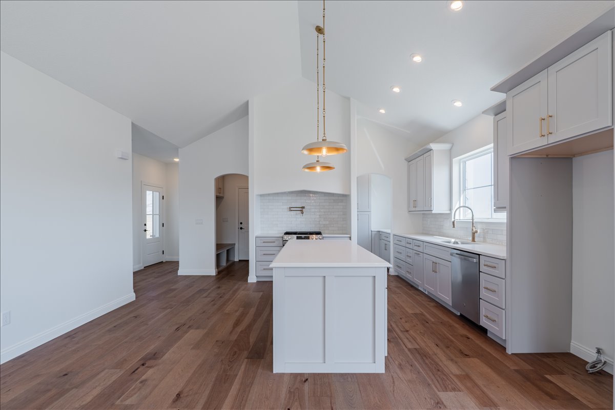 212 Allison Road Lexington, IL 61753 - Photo 7 of 39