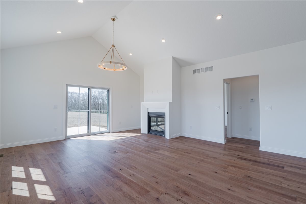 212 Allison Road Lexington, IL 61753 - Photo 7 of 57