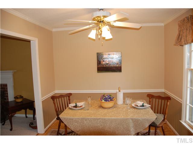 116 Wythe Circle Raleigh, NC 27615 - Photo 5 of 23 Dining room through to family room
