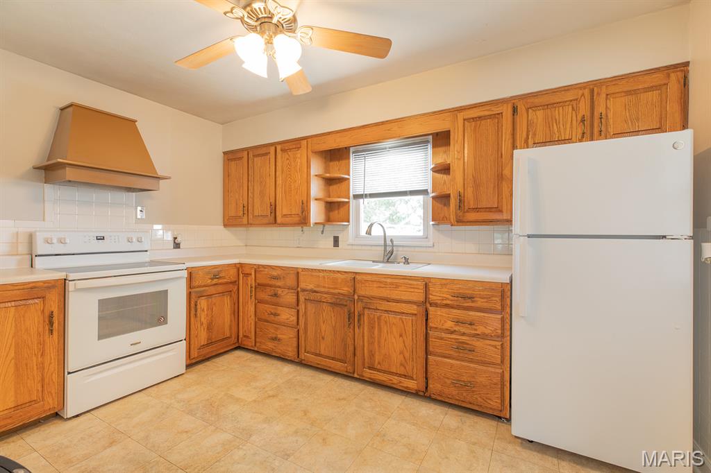 806 Taylor Avenue Godfrey, IL 62035 - Photo 23 of 40