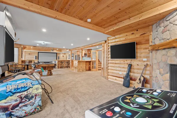 $1,495,000 | 25665 West Comfort Drive, Wyoming, MN 55092