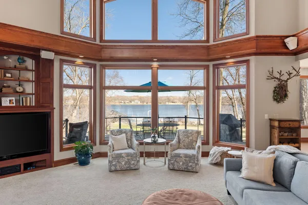 $1,495,000 | 25665 West Comfort Drive, Wyoming, MN 55092