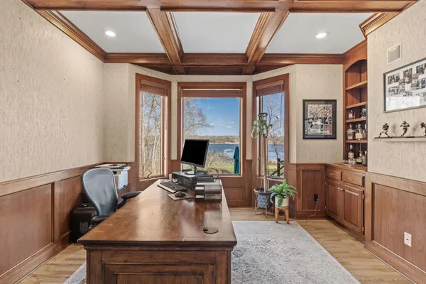 $1,495,000 | 25665 West Comfort Drive, Wyoming, MN 55092