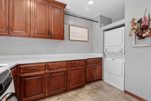 $1,495,000 | 25665 West Comfort Drive, Wyoming, MN 55092