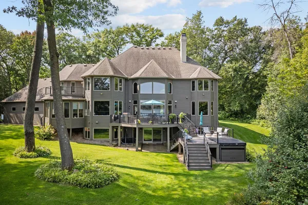 $1,495,000 | 25665 West Comfort Drive, Wyoming, MN 55092