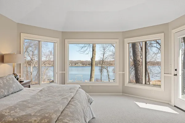 $1,495,000 | 25665 West Comfort Drive, Wyoming, MN 55092