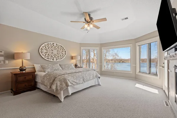 $1,495,000 | 25665 West Comfort Drive, Wyoming, MN 55092