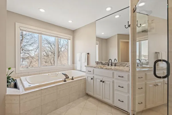 $1,495,000 | 25665 West Comfort Drive, Wyoming, MN 55092