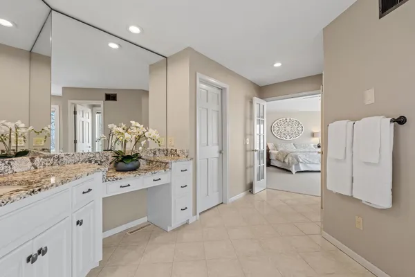 $1,495,000 | 25665 West Comfort Drive, Wyoming, MN 55092