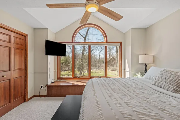 $1,495,000 | 25665 West Comfort Drive, Wyoming, MN 55092