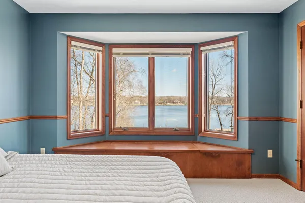 $1,495,000 | 25665 West Comfort Drive, Wyoming, MN 55092