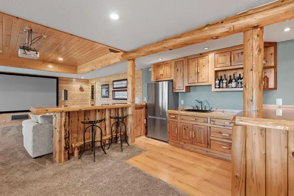 $1,495,000 | 25665 West Comfort Drive, Wyoming, MN 55092