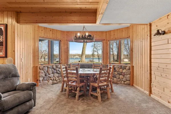 $1,495,000 | 25665 West Comfort Drive, Wyoming, MN 55092