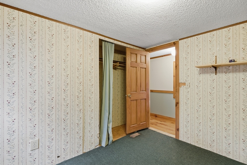 987 Patriots Road Templeton, MA 01468 - Photo 24 of 39 a view of an empty room