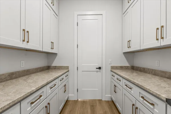 $1,049,999 | 10541 East Brainerd Road, Apison, TN 37302