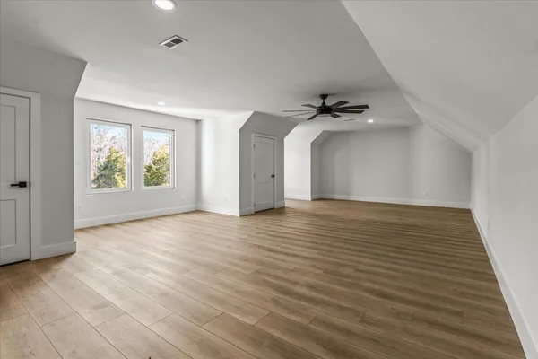 $1,049,999 | 10541 East Brainerd Road, Apison, TN 37302