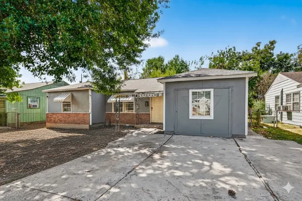 $1,495 | 10106 Sierra Drive, Houston, TX 77051