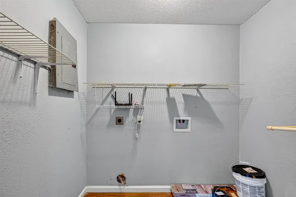 $1,495 | 10106 Sierra Drive, Houston, TX 77051