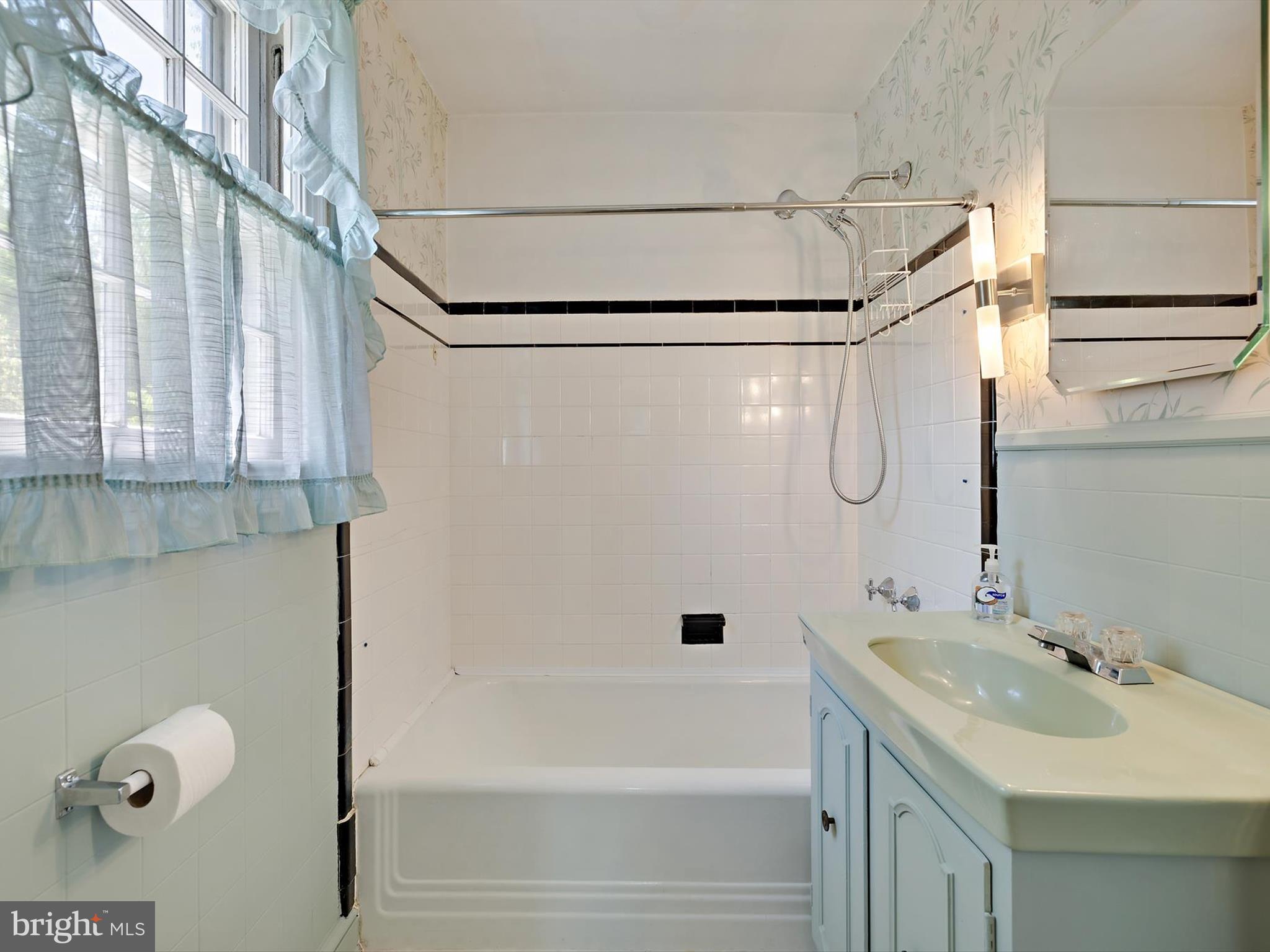 2000 Wallace Avenue Silver Spring, MD 20902 - Photo 27 of 60 Gallery Image 27