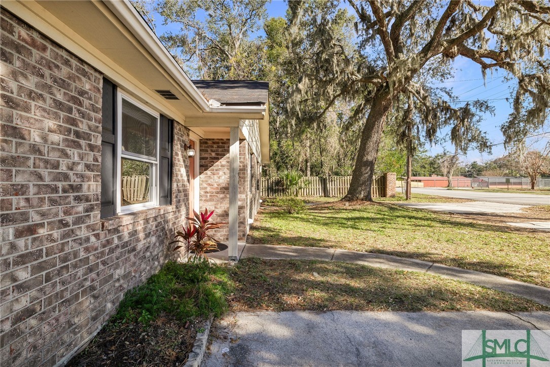 166 Wilmington Island Road, Unit A Savannah, GA 31410 - Photo 3 of 13