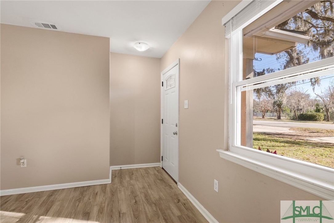 166 Wilmington Island Road, Unit A Savannah, GA 31410 - Photo 4 of 13