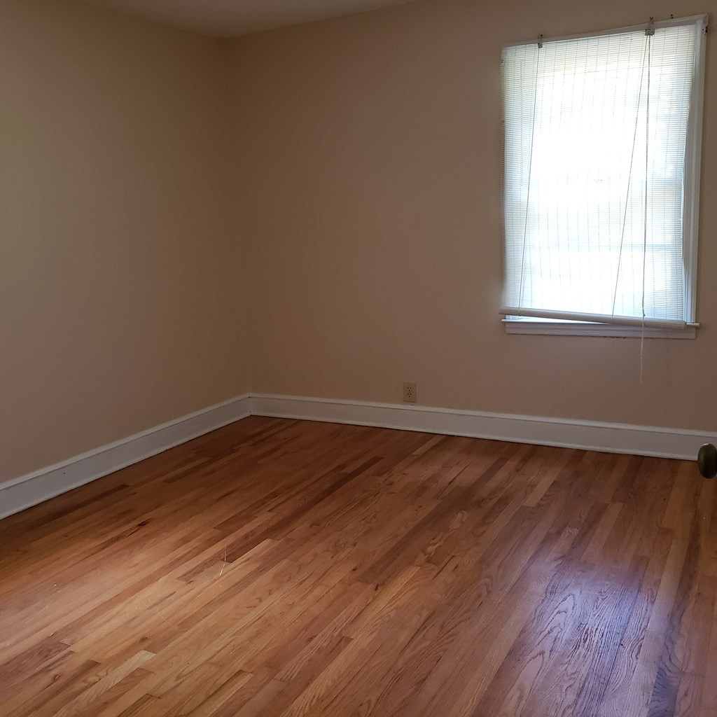 3331 Vaucluse Road Aiken, SC 29801 - Photo 10 of 16