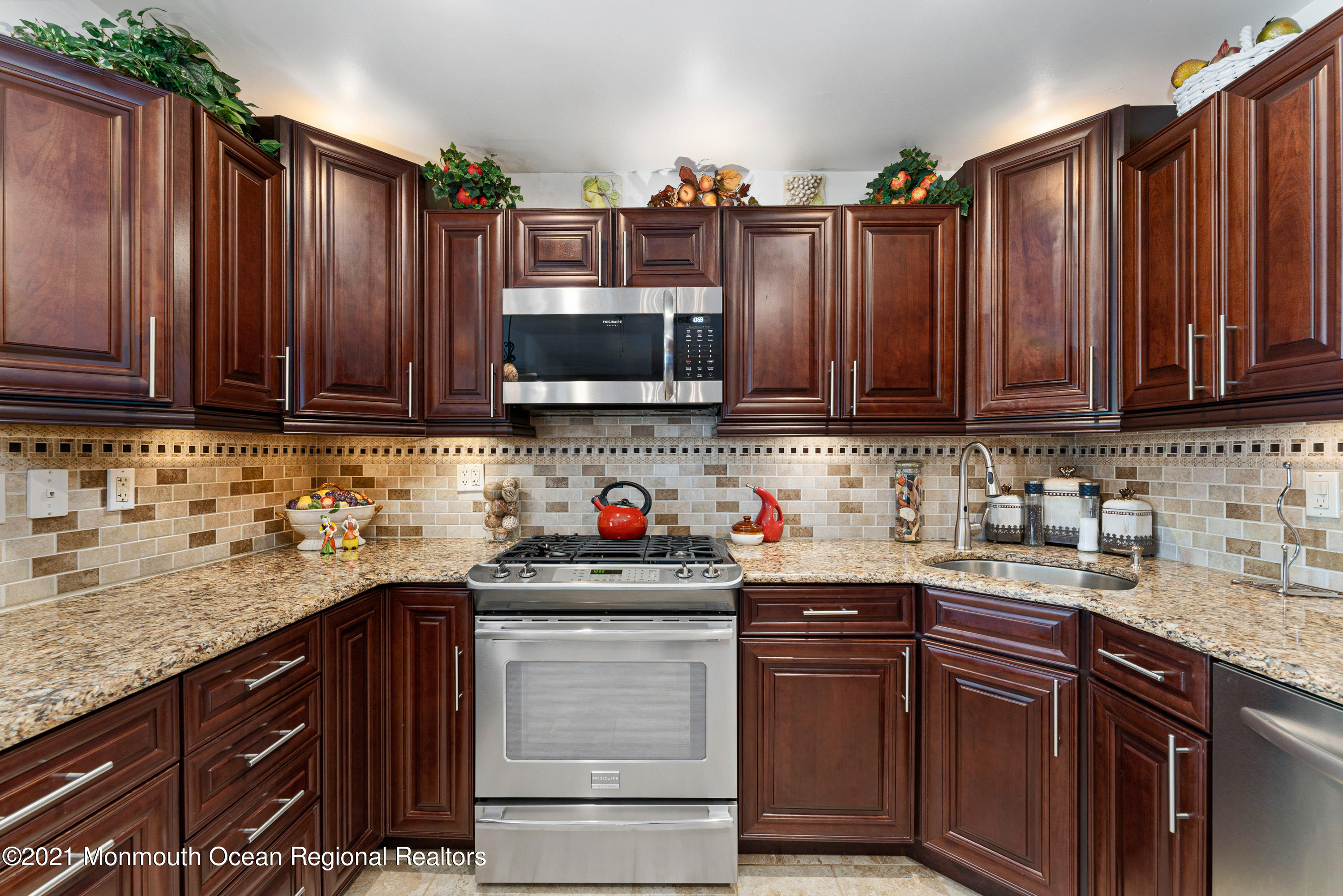 1032 Radio Road Little Egg Harbor, NJ 08087 - Photo 13 of 62 KIt3