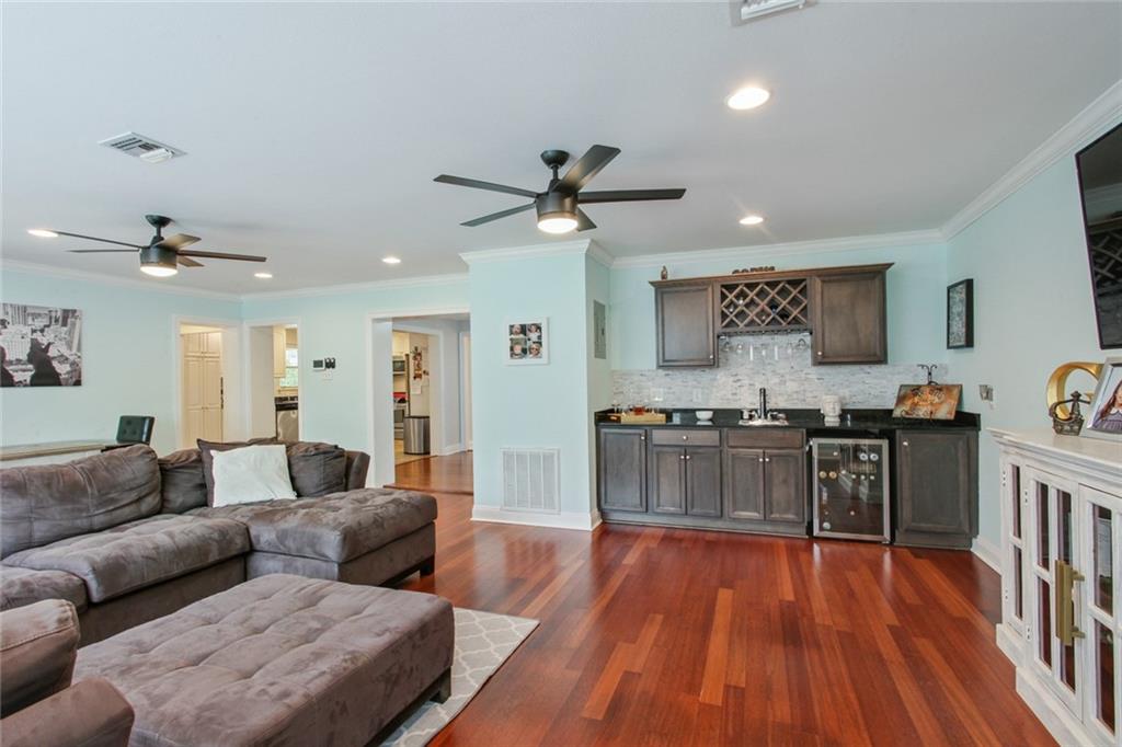 10105 Florence Court River Ridge, LA 70123 - Photo 8 of 18 Gallery Image 8