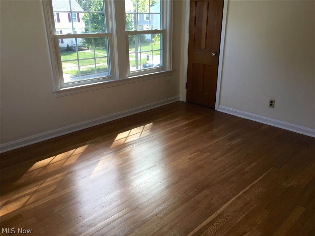 1400 Winston Road Cleveland, OH 44121 - Photo 20 of 31