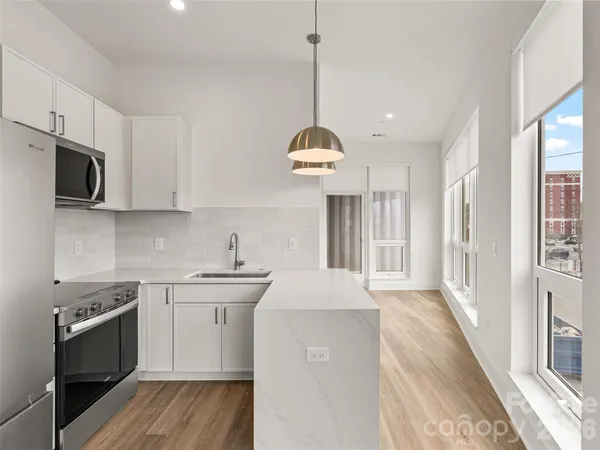 $699,990 | 123 Haywood Street, Unit 202, Asheville, NC 28801