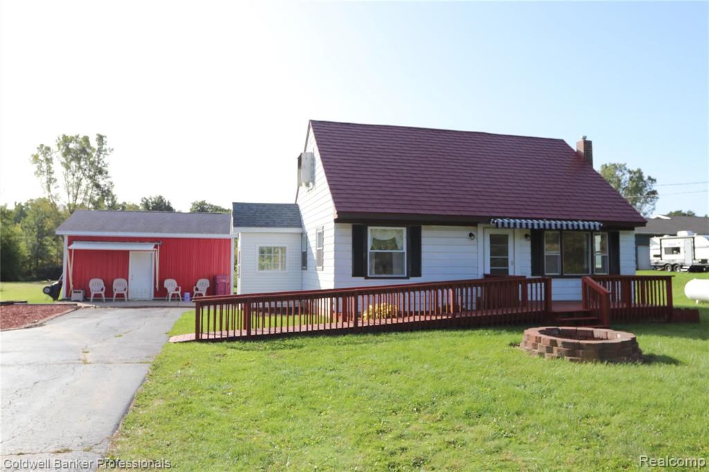 700 Lansing Road Morrice, MI 48857 - Photo 1 of 18