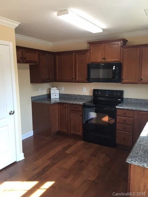 1554 Gordon Road Rock Hill, SC 29732 - Photo 5 of 16 Gallery Image 5