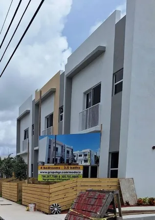$2,800 | 25265 Southwest 134th Avenue, Unit 9, Homestead, FL 33032