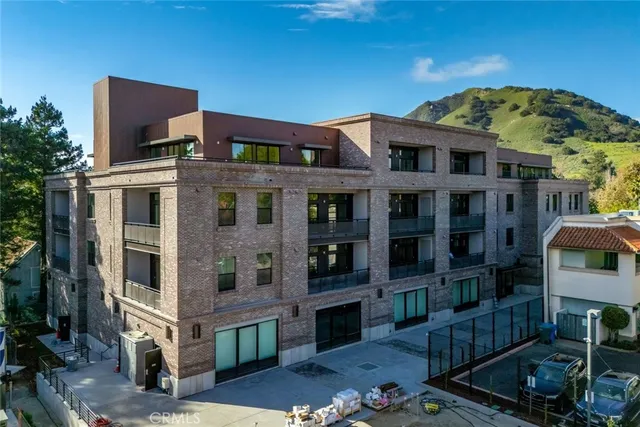 $1,224,750 | 581 Higuera Street, Unit 201, San Luis Obispo, CA 93401