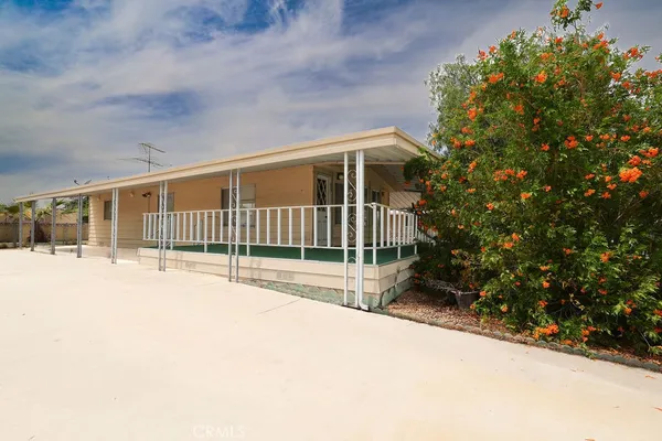 a view of a house with a outdoor space