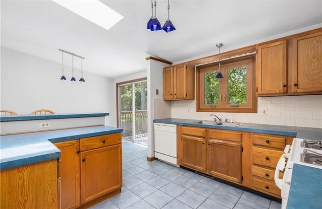 $3,999 | 85 Birkshire Drive, Warwick, RI 02886