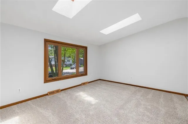 $3,999 | 85 Birkshire Drive, Warwick, RI 02886