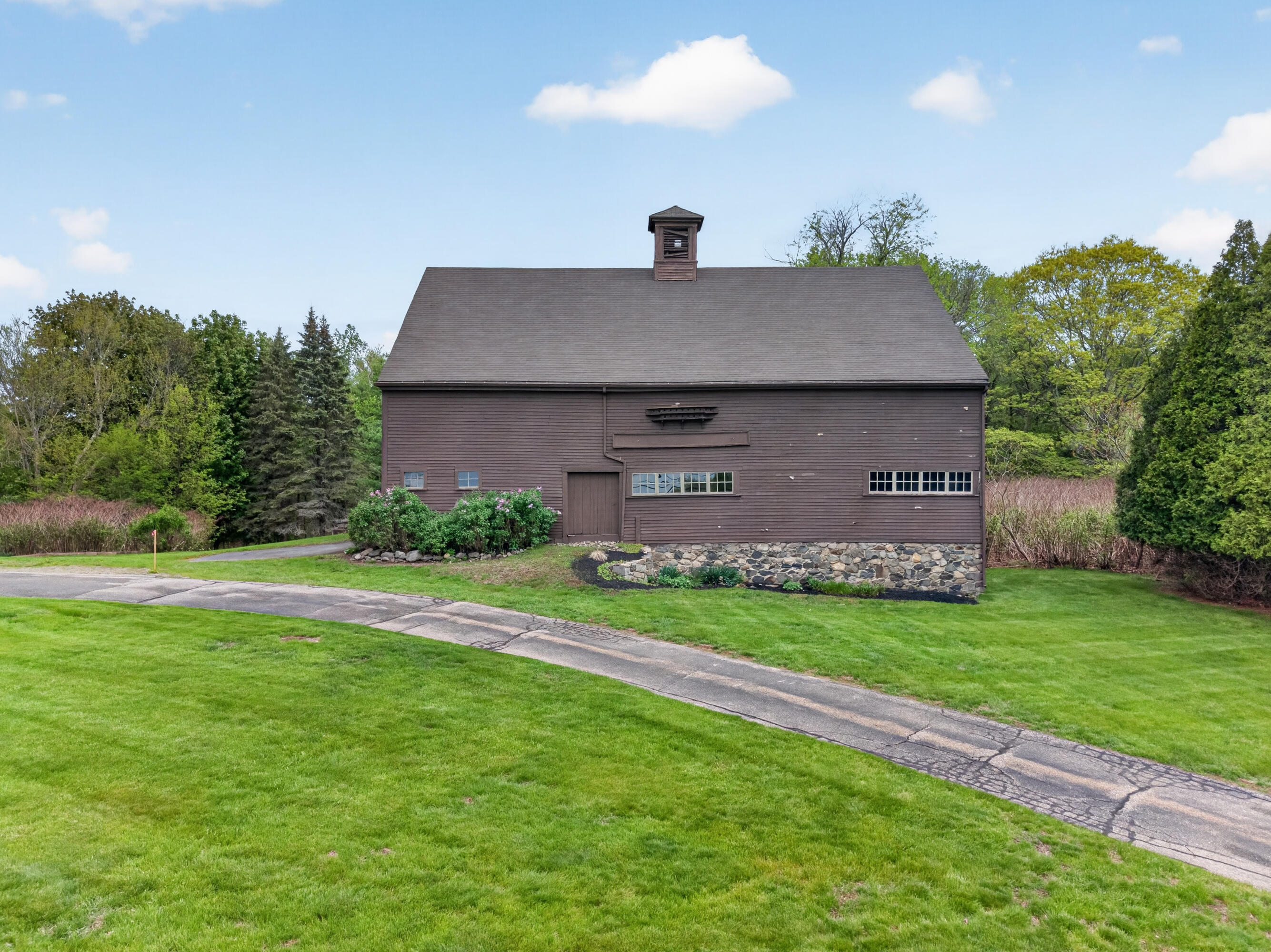 181 Cider Hill Road York, ME 03909 - Photo 8 of 25 181 Cider Hill Rd, York