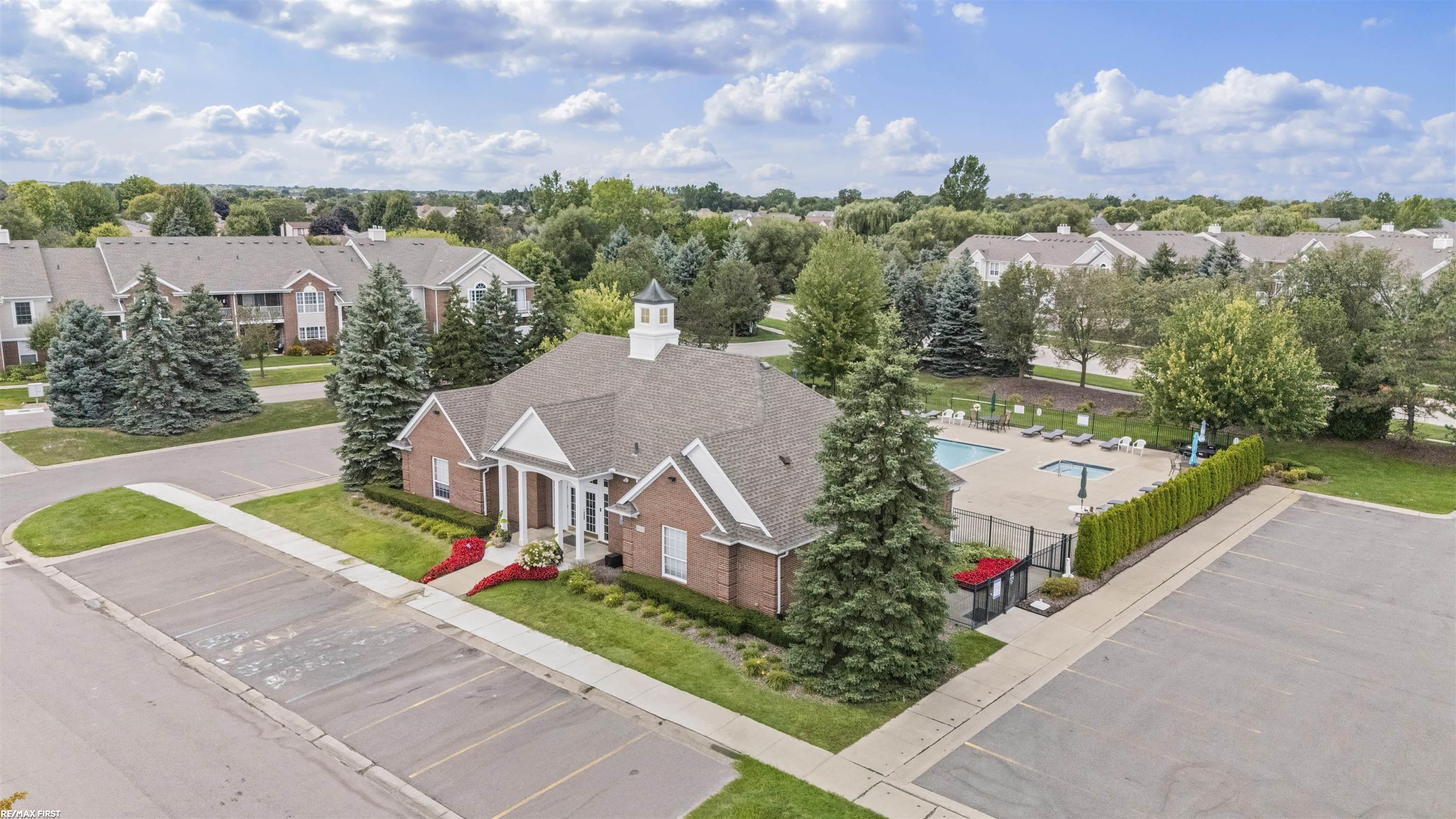 45691 Heather Ridge Drive Macomb, MI 48044 - Photo 36 of 37 50199760-df1a1996-0a17-416e-a493-e834126d51e9.JPG