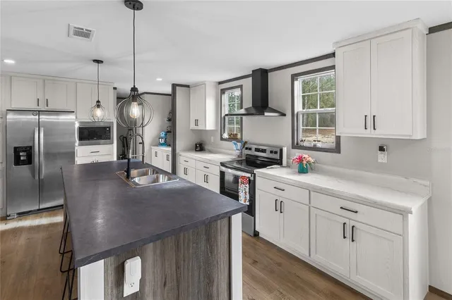 $248,000 | 10850 Northeast 110th Lane, Archer, FL 32618